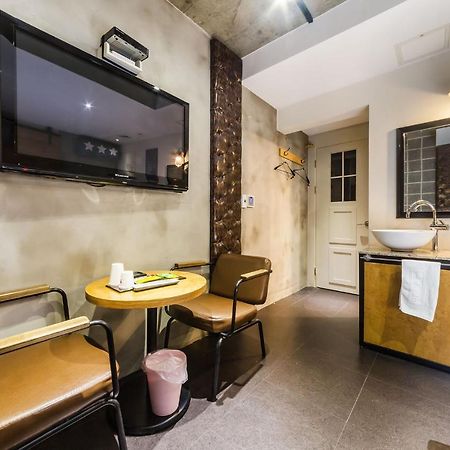 Hotel Yaja In Guri Экстерьер фото
